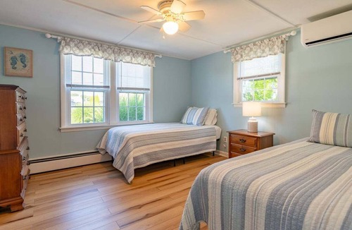 Narragansett Hotel | Charming Harbour Island Cottage with Water Views, Sun Porch & Sunset Deck