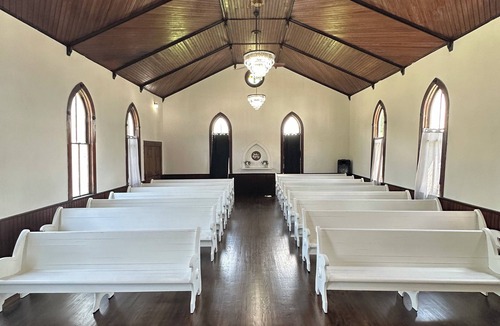 La Tour House | Charming historic chapel in country, perfect for Weddings and Events