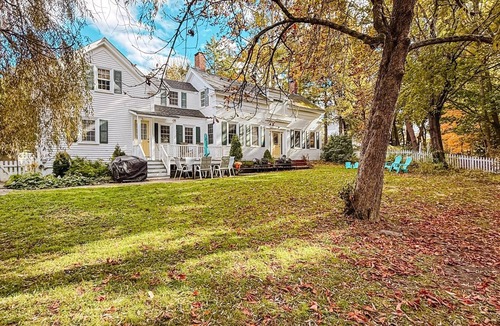 Bath House | Charming Historic home steps away from downtown