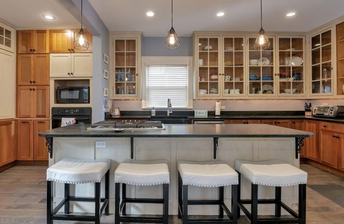 Bar Harbor House | Charming Home in Hearth of Town, Yard, Fire Table, Grill, Free Parking