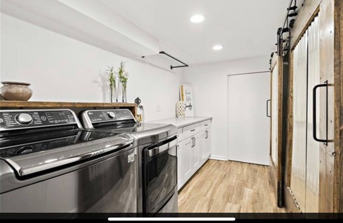 Fairway House | Charming Home in ❤︎ of KC 2 BDR/2 BA (sleeps 4-6)