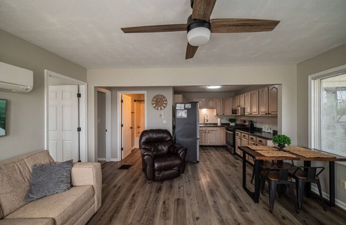 Gilbertsville Condo | Charming KY Lake Condo!