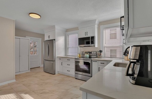 West Hartford House | Charming New England Home in West Hartford Center