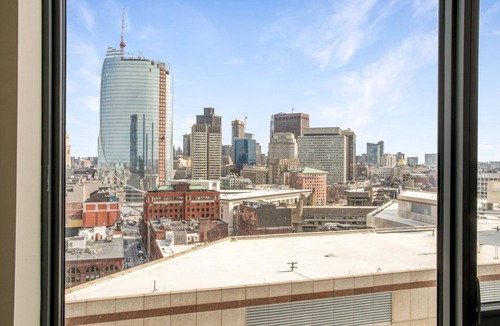 West End Apartment | Charming North Station 1BR w/Gym & W/D, near TD Garden, by Blueground