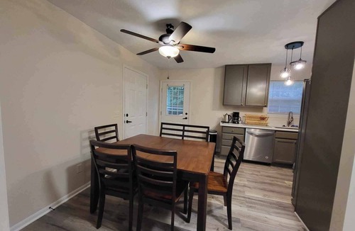 Portage Lakes House | Charming Portage Lakes Remodeled House sleeps 7, 5-minute walk to the lake