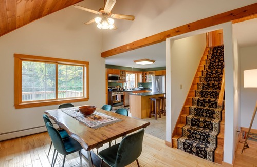 Putney House | Charming Putney Home: Porch, Grill & Hiking Trails