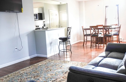 East Hartford House | Charming renovated 3-bedroom house.