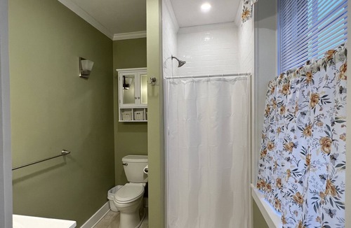 Gardiner Apartment | Charming Spacious Studio - Brand New!n5 min. to I-95