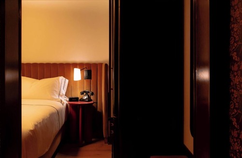 Gateway District Hotel | Charming Stay Ideal for Couple: Relaxing Room Close to Cleveland's Heart