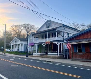South Coventry Apartment | Charming Stay Near Coventry Lake & UConn