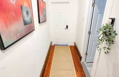 Mantua Apartment | Charming studio in University City with AC and WiFi.