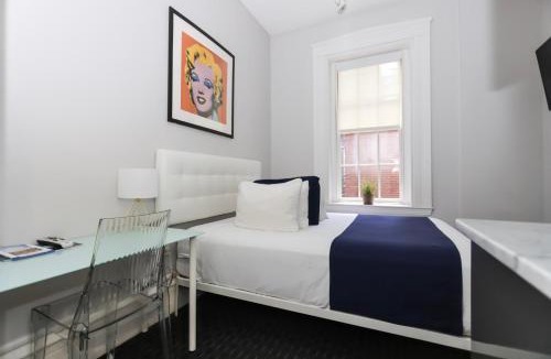 Beacon Hill Apartment | Charming & Stylish Studio on Beacon Hill #2