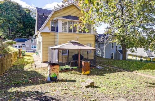 Waterbury Apartment | Charming Waterbury Gem w/ Smart TVs Near Skiing!