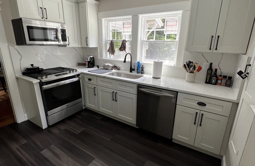 Framingham House | Cheerful entire house with 3 bedrooms and work area.