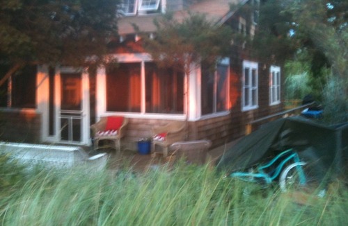 Fair Harbor Cottage | Chill Beachfront Cottage Amazing Bay & Sunset Views! Large Private Outdoor space
