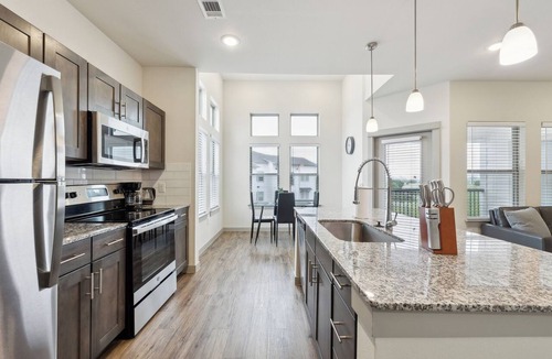 Cleburne Apartment | Chisholm Trace 531 I Comfy 2 Bed 2 Bath