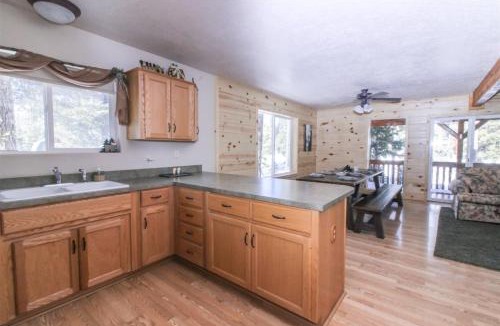 Meadow View Heights House | Christensen Retreat
