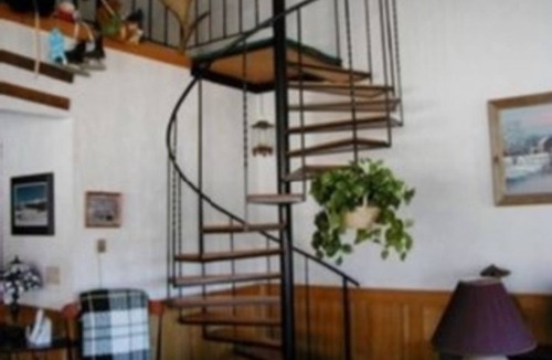 Jackson Condo | Christmas Mtn, Condo Skiing, Shopping, Next to Storyland