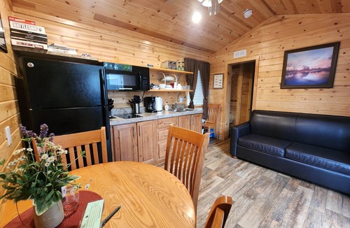 Christopher Creek Cabin | Christopher Creek Cabins - Cabin 6