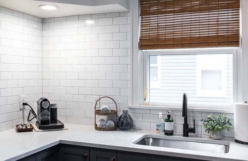 Bexley Apartment | City Boho ✦ New Kitchen ✦ King Bed