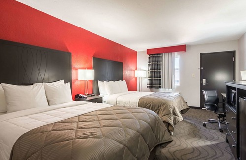 Russellville Hotel | Clarion Inn & Suites Russellville I-40