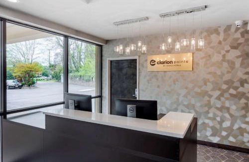 Charlottesville Hotel | Clarion Pointe Charlottesville