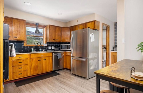 Clintonville House | Classic Home | Long Stays Welcome | Garage | OSU