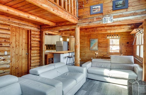 East Wakefield House | Classic New England Cabin on Belleau Lake