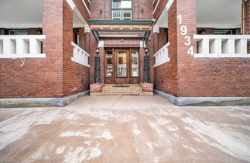 Hough Apartment | Cle Suites 1BR/1BA | 5 min Walk to Cle Clinic #10