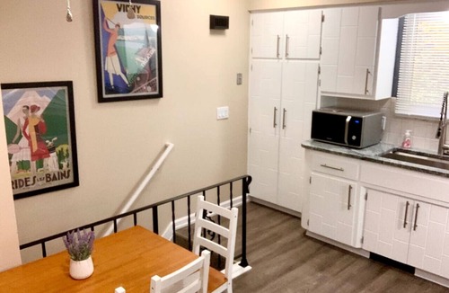 Uniontown Apartment | Cleveland House at Turkeyfoot