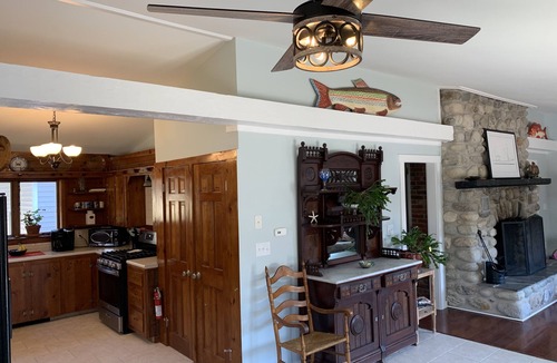 Spruce Head House | Close to everything and away from it all.