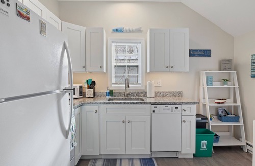 Kennebunk Cottage | Coastal Cottage in the heart of Kennebunk, ME