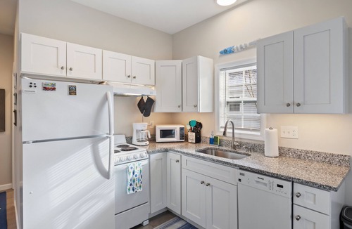 Kennebunk Cottage | Coastal Cottage in the heart of Kennebunk, ME