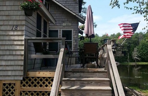 Isle of Springs Cottage | Coastal Cottage - Panoramic Views - Pond & Nature