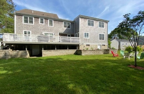 West Yarmouth House | Coastal home walking distance to 2 beaches. Sleeps 4.