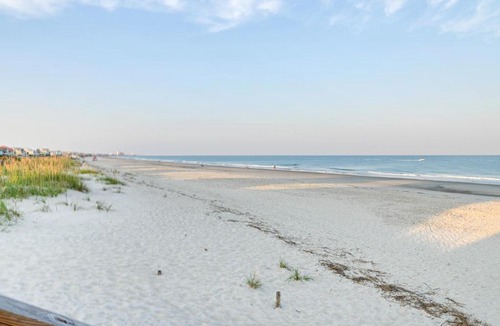 Gulf Stream Estates House | Coastal Murrells Inlet Condo with Balcony!