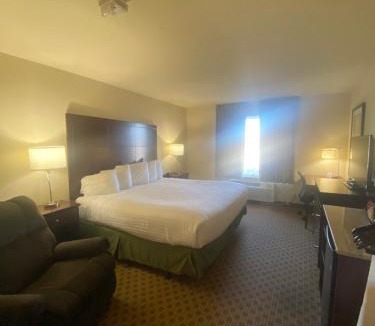 Broken Bow Hotel | Cobblestone Hotel & Suites - Broken Bow