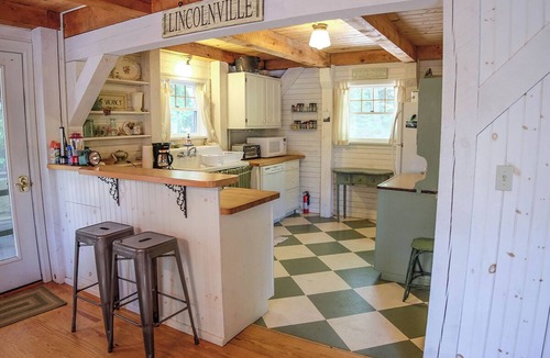 Lincolnville Cabin | COLEMAN POND COTTAGE - Town of Lincolnville - Coleman Pond