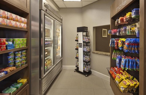 Avon Apartment | Comfort and Convenience! 4 Cozy Units w/Free Breakfast and Parking!