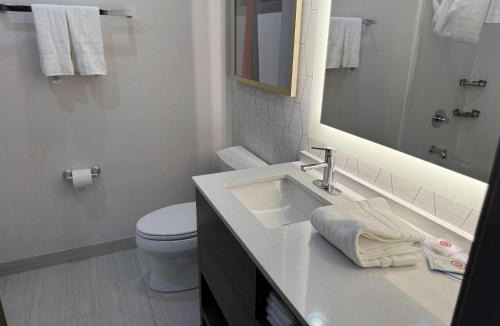 Colby Hotel | Comfort Inn & Suites Colby