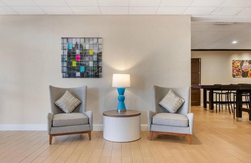 Danbury Hotel | Comfort Inn & Suites Danbury-Bethel