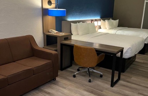 Clearwater Hotel | Comfort Suites Clearwater - Dunedin