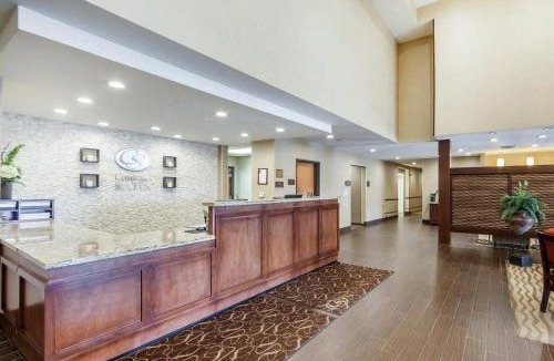 Marietta Hotel | Comfort Suites Marietta-Parkersburg