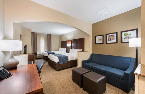 Monroe Hotel | Comfort Suites Monroe