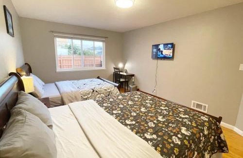 Excelsior House | Comfortable 3Br 2 5ba Unit in SF