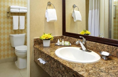 Anaheim Resort Hotel | Comfortable Anaheim Escape w/Pool Onsite | 1.0 mi to Downtown Disney District