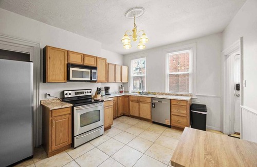 East Allegheny House | Comfy 3 Bed Northside Home - Near Stadiums!