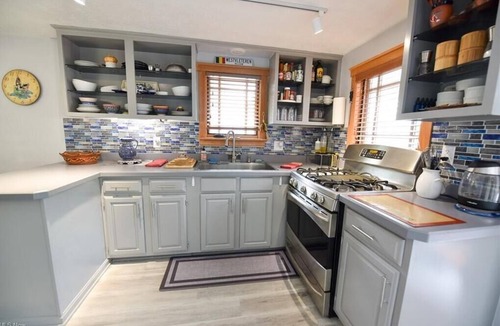 Portage Lakes Cottage | Completely furnished cottage in Portage Lakes