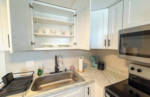 Concord Apartment | Concord, NH - Entire Place - Pet Friendly - Mins to Elliot - Queen Bed