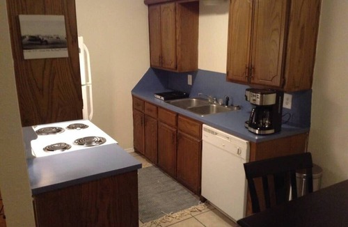 Lawton Apartment | Convenient 1-Bedroom Apartment Next to Fort Sill